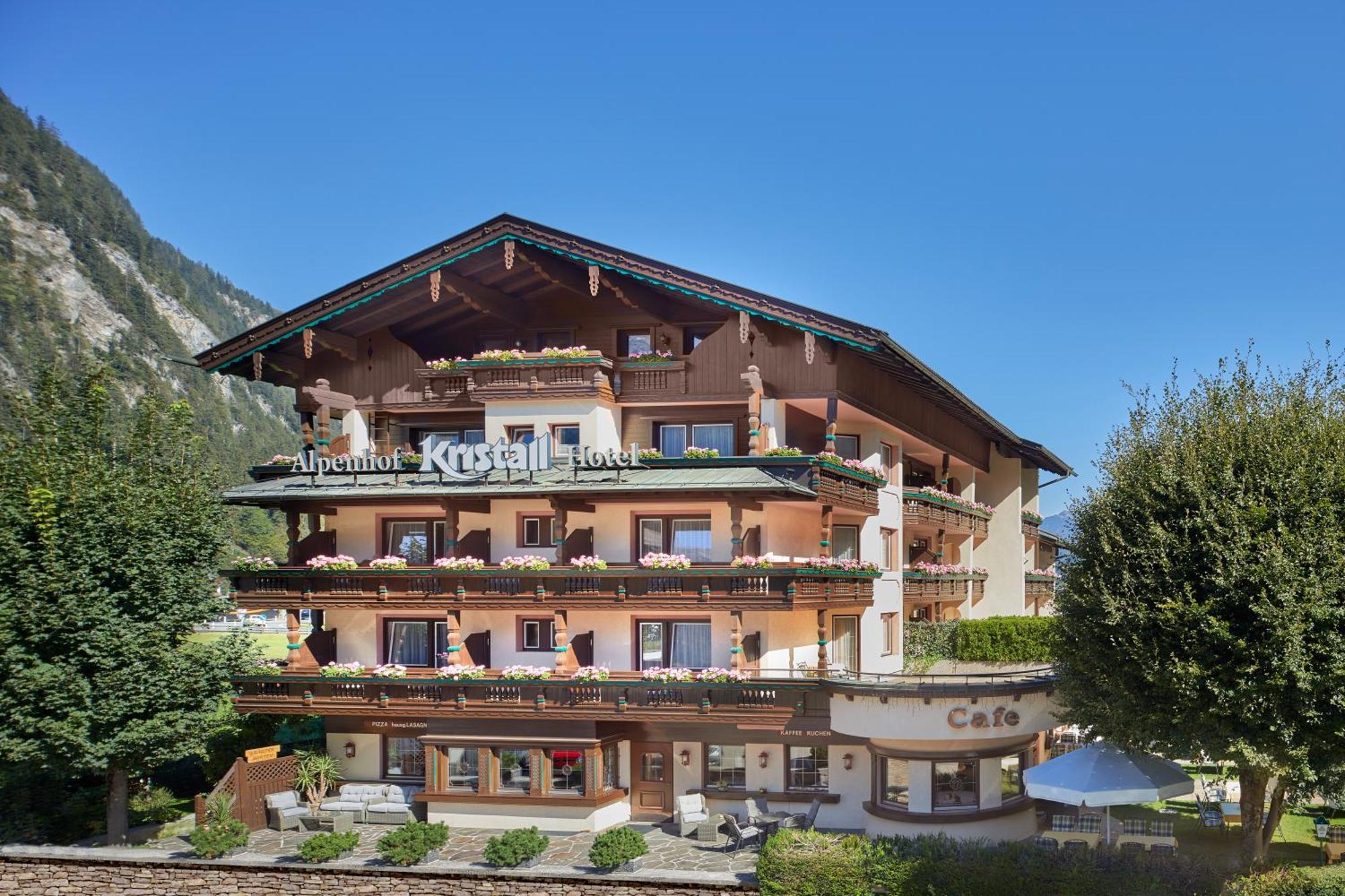 Hotel Alpenhof Kristall Mayrhofen Exterior photo